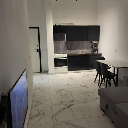 Appartement Erna Golem (Tirana)