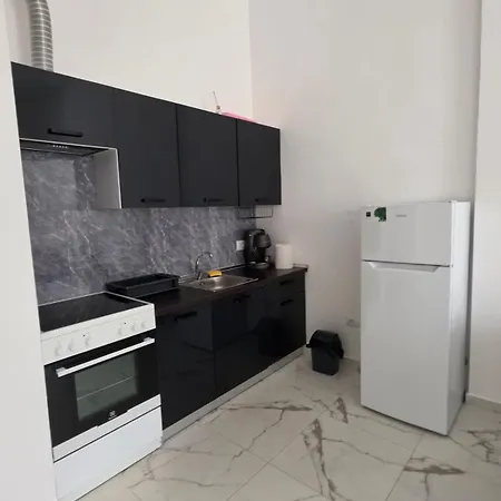 Appartement Erna Golem (Tirana)